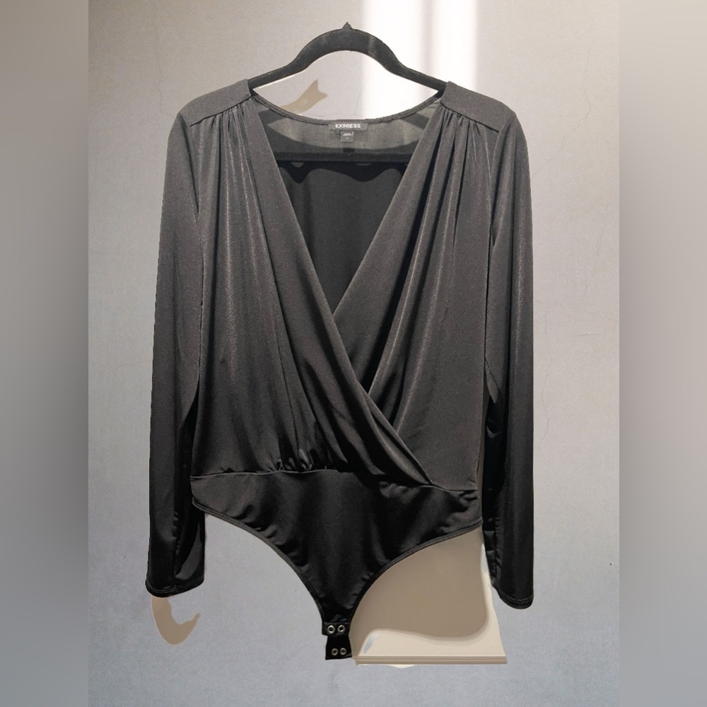 Express Deep V Bodysuit - Size L